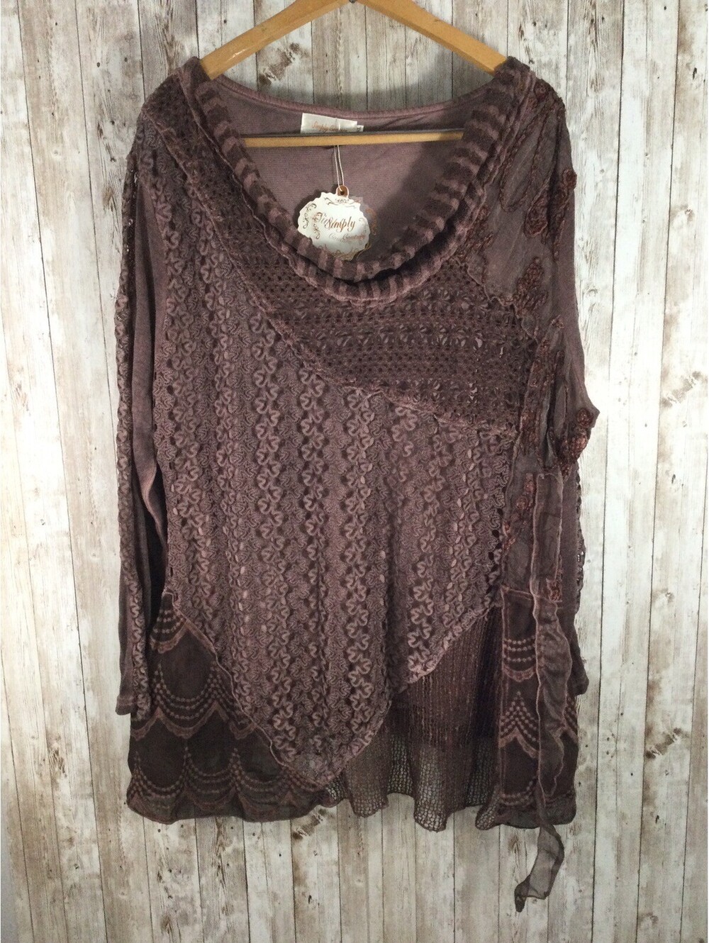 Simply couture (3XL) fits a 1 XL lace drape neck long sleeve cottage core top - Picture 6 of 6